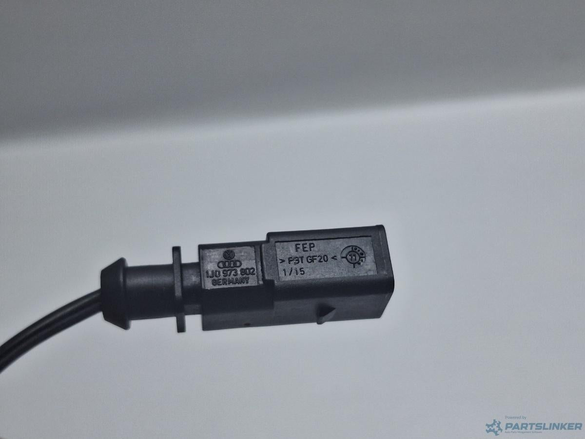 Lampa maner portiera fata (exterior) dreapta VOLKSWAGEN PASSAT CC 357 2008 - 2012 TDI CBAB, CFFB 3C8837886