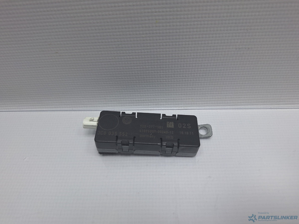 Modul aplificator antena VOLKSWAGEN PASSAT CC (357) [ 2008 - 2012 ] TDI (CBAB, CFFB) 103KW|140HP 3C8035552