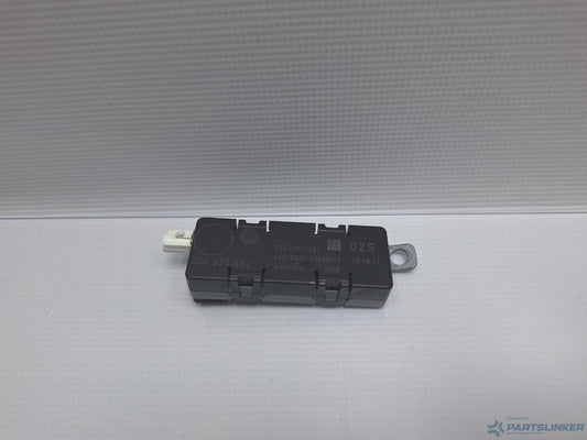 Modul aplificator antena VOLKSWAGEN PASSAT CC (357) [ 2008 - 2012 ] TDI (CBAB, CFFB) 103KW|140HP 3C8035552