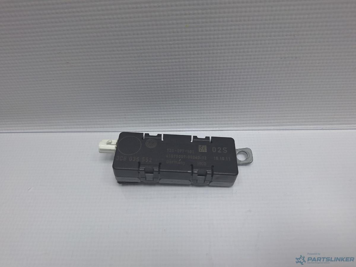 Modul aplificator antena VOLKSWAGEN PASSAT CC (357) [ 2008 - 2012 ] TDI (CBAB, CFFB) 103KW|140HP OEM 3C8035552