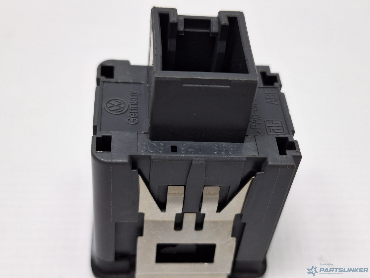 Buton reglaj oglinzi VOLKSWAGEN PASSAT CC (357) [ 2008 - 2012 ] TDI (CBAB, CFFB) 103KW|140HP 3C8941333