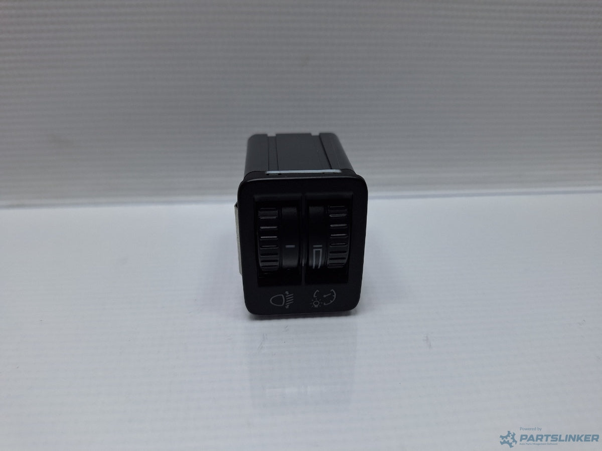 Buton reglaj oglinzi VOLKSWAGEN PASSAT CC (357) [ 2008 - 2012 ] TDI (CBAB, CFFB) 103KW|140HP 3C8941333