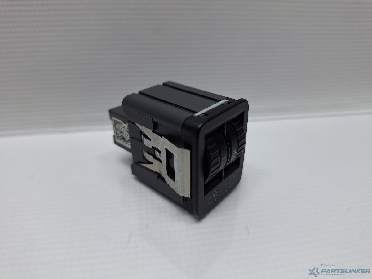 Buton reglaj oglinzi VOLKSWAGEN PASSAT CC (357) [ 2008 - 2012 ] TDI (CBAB, CFFB) 103KW|140HP 3C8941333
