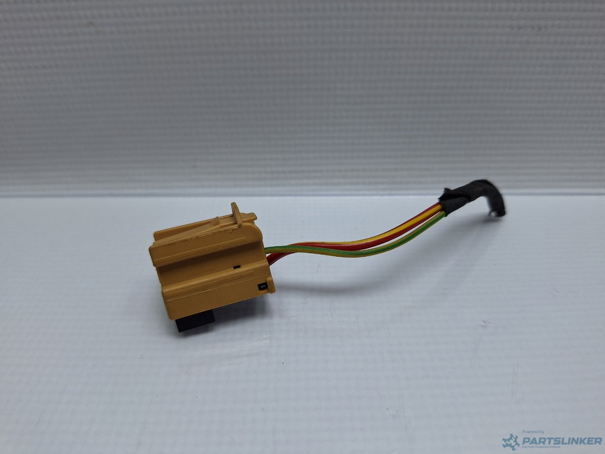 Mufa conector modul confort VOLKSWAGEN PASSAT CC (357) [ 2008 - 2012 ] TDI (CBAB, CFFB) 103KW|140HP 1K0972923A