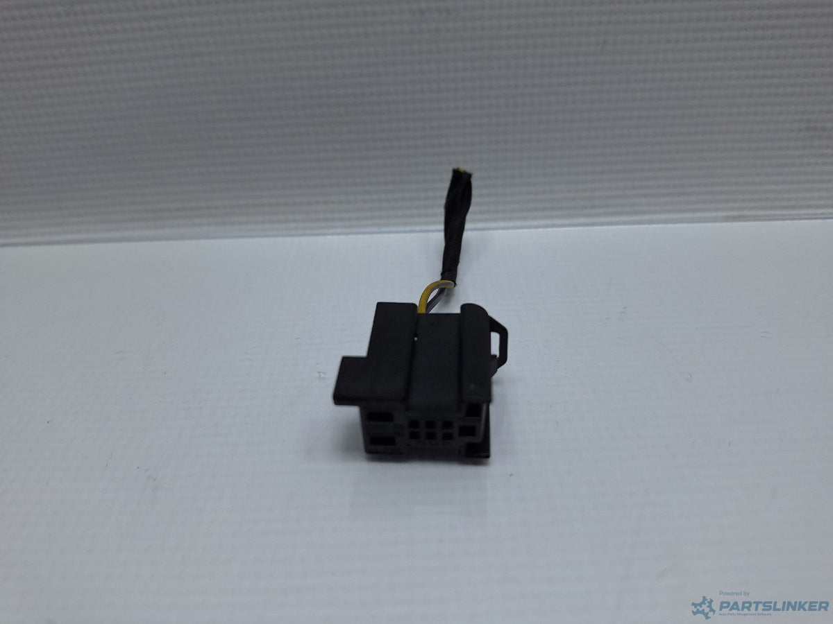 Mufa conector modul confort VOLKSWAGEN PASSAT CC (357) [ 2008 - 2012 ] TDI (CBAB, CFFB) 103KW|140HP 1K0972924