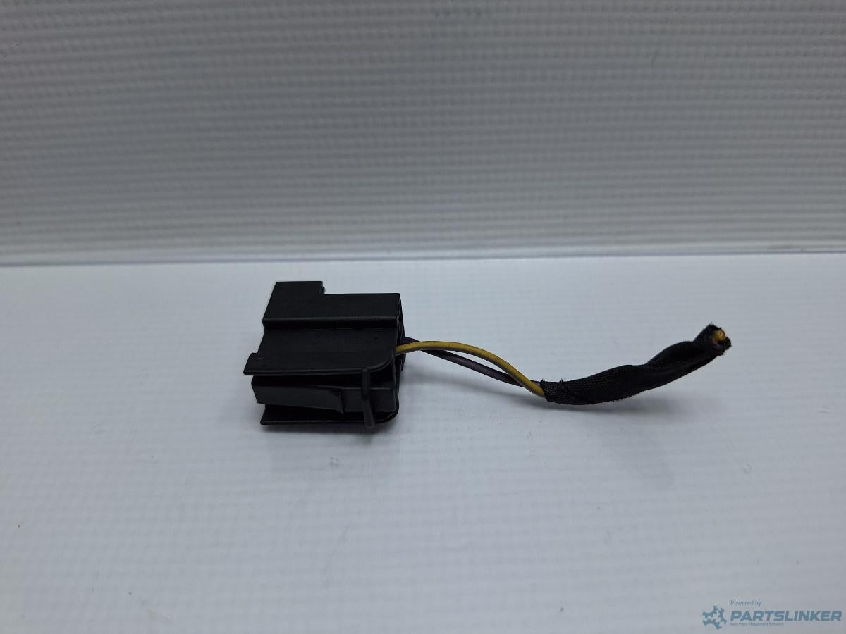 Mufa conector modul confort VOLKSWAGEN PASSAT CC (357) [ 2008 - 2012 ] TDI (CBAB, CFFB) 103KW|140HP OEM 1K0972924