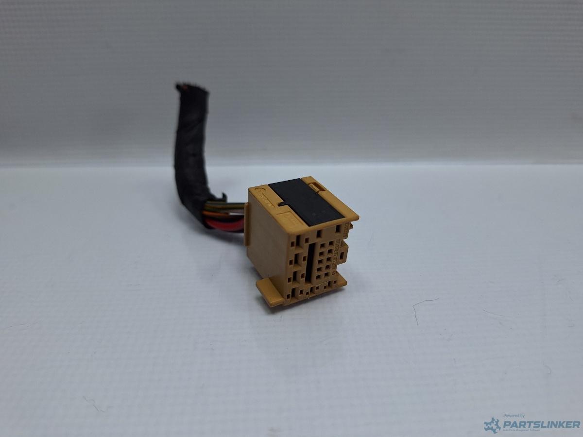 Mufa conector modul confort VOLKSWAGEN PASSAT CC (357) [ 2008 - 2012 ] TDI (CBAB, CFFB) 103KW|140HP OEM 1K0972930A