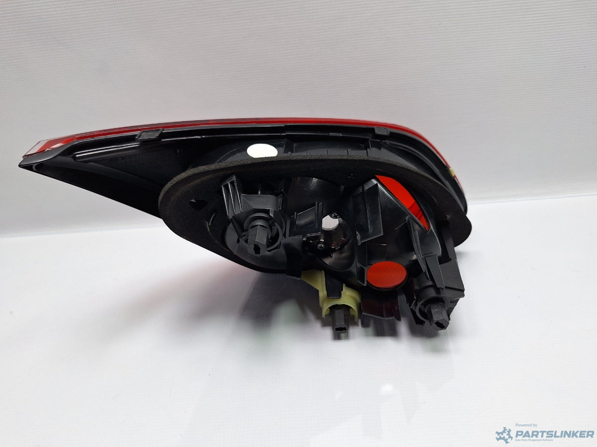 Stop haion dreapta VOLKSWAGEN PASSAT CC (357) [ 2008 - 2012 ] TDI (CBAB, CFFB) 103KW|140HP 3C8945094F