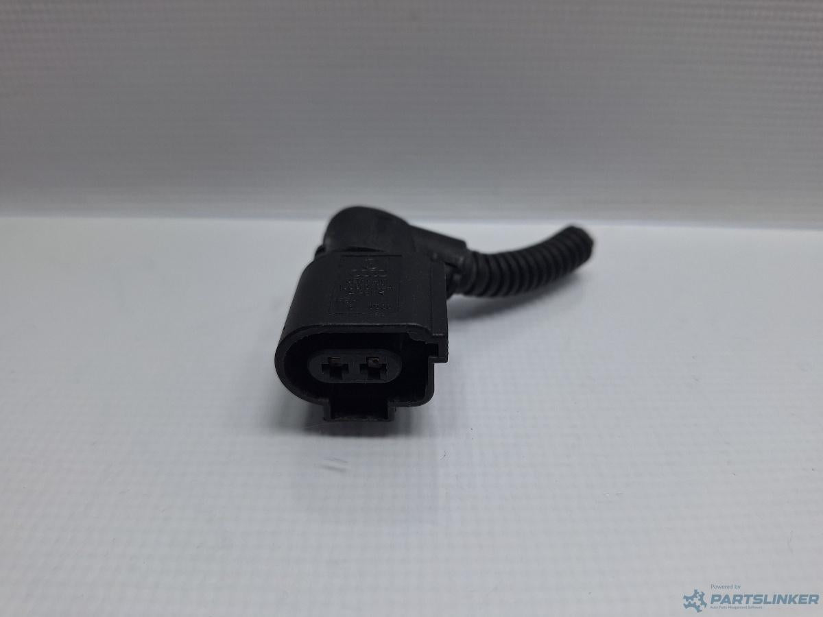 Mufa conector 2 pini VOLKSWAGEN PASSAT CC (357) [ 2008 - 2012 ] TDI (CBAB, CFFB) 103KW|140HP OEM 1J0973722A