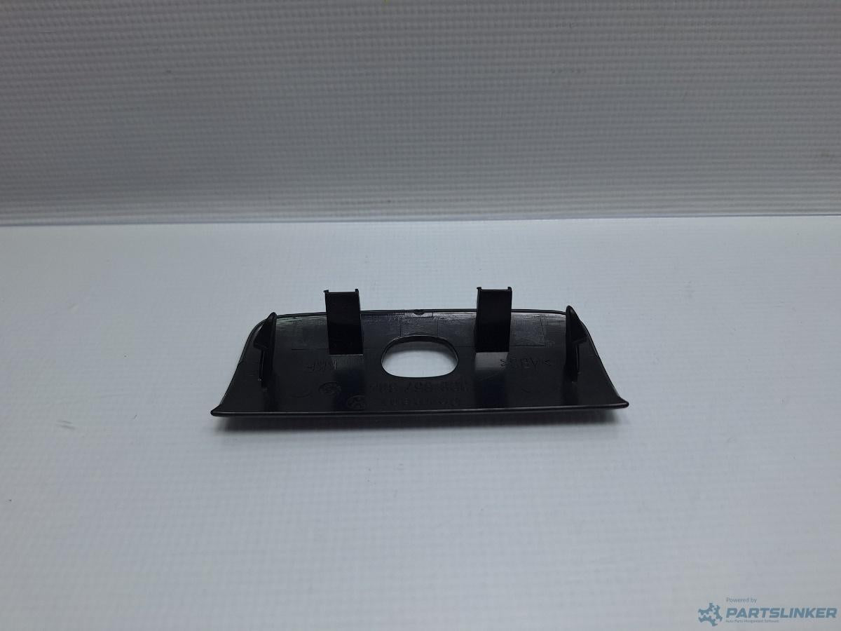 Ornament plafon VOLKSWAGEN PASSAT CC (357) [ 2008 - 2012 ] TDI (CBAB, CFFB) 103KW|140HP OEM 3C8857304