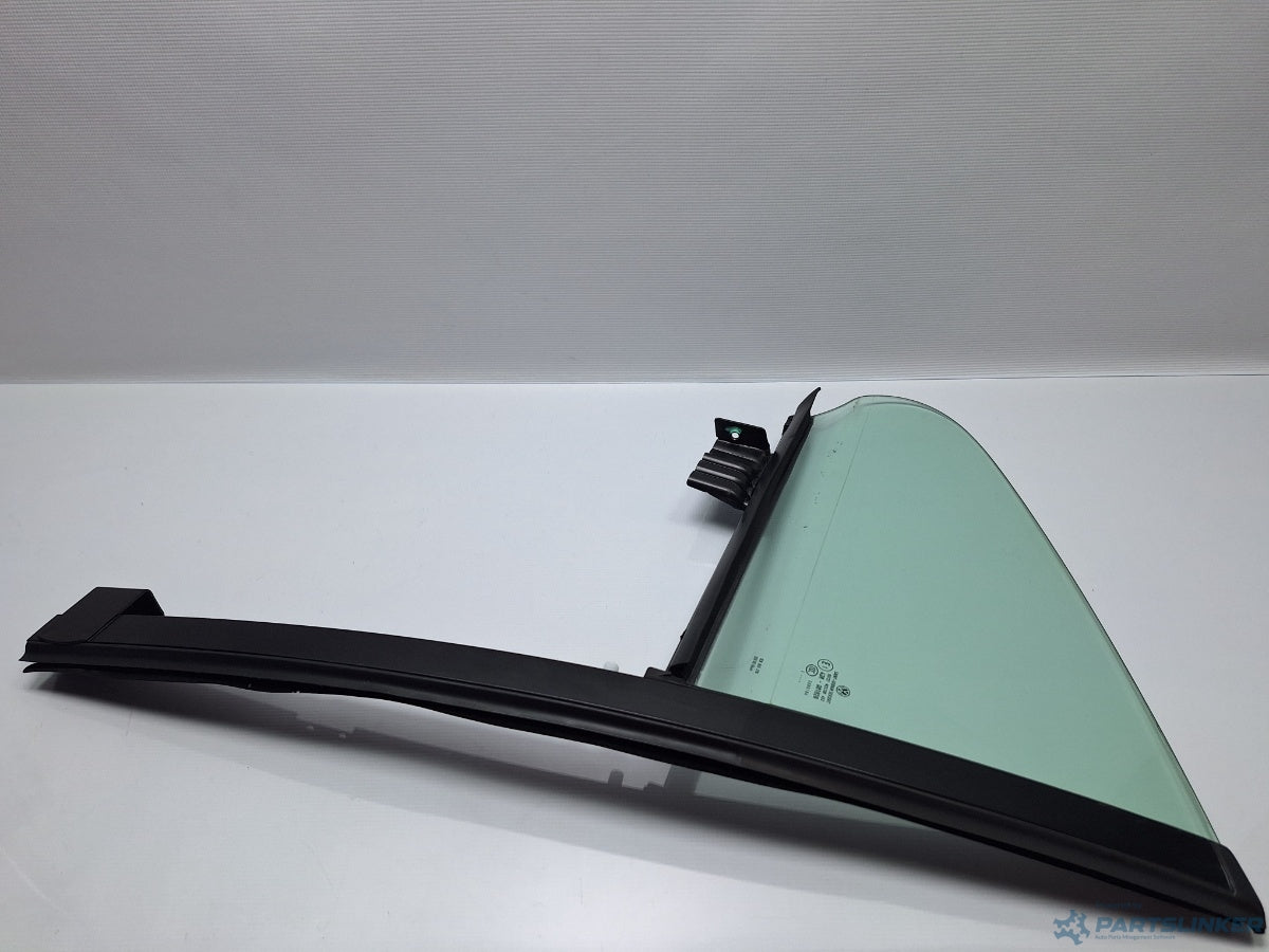 Geam fix lateral usa dreapta spate VOLKSWAGEN PASSAT CC (357) [ 2008 - 2012 ] TDI (CBAB, CFFB) 103KW|140HP  3C8845216