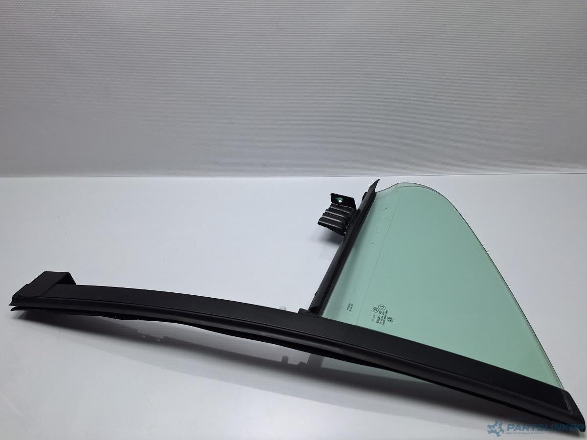 Geam fix lateral usa dreapta spate VOLKSWAGEN PASSAT CC (357) [ 2008 - 2012 ] TDI (CBAB, CFFB) 103KW|140HP OEM 3C8845216