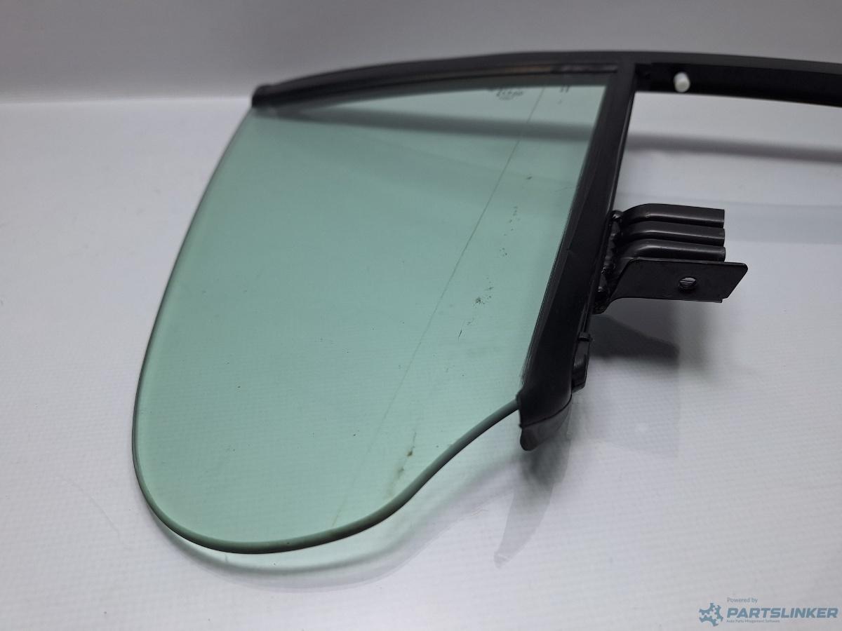 Geam fix lateral usa dreapta spate VOLKSWAGEN PASSAT CC (357) [ 2008 - 2012 ] TDI (CBAB, CFFB) 103KW|140HP OEM 3C8845216