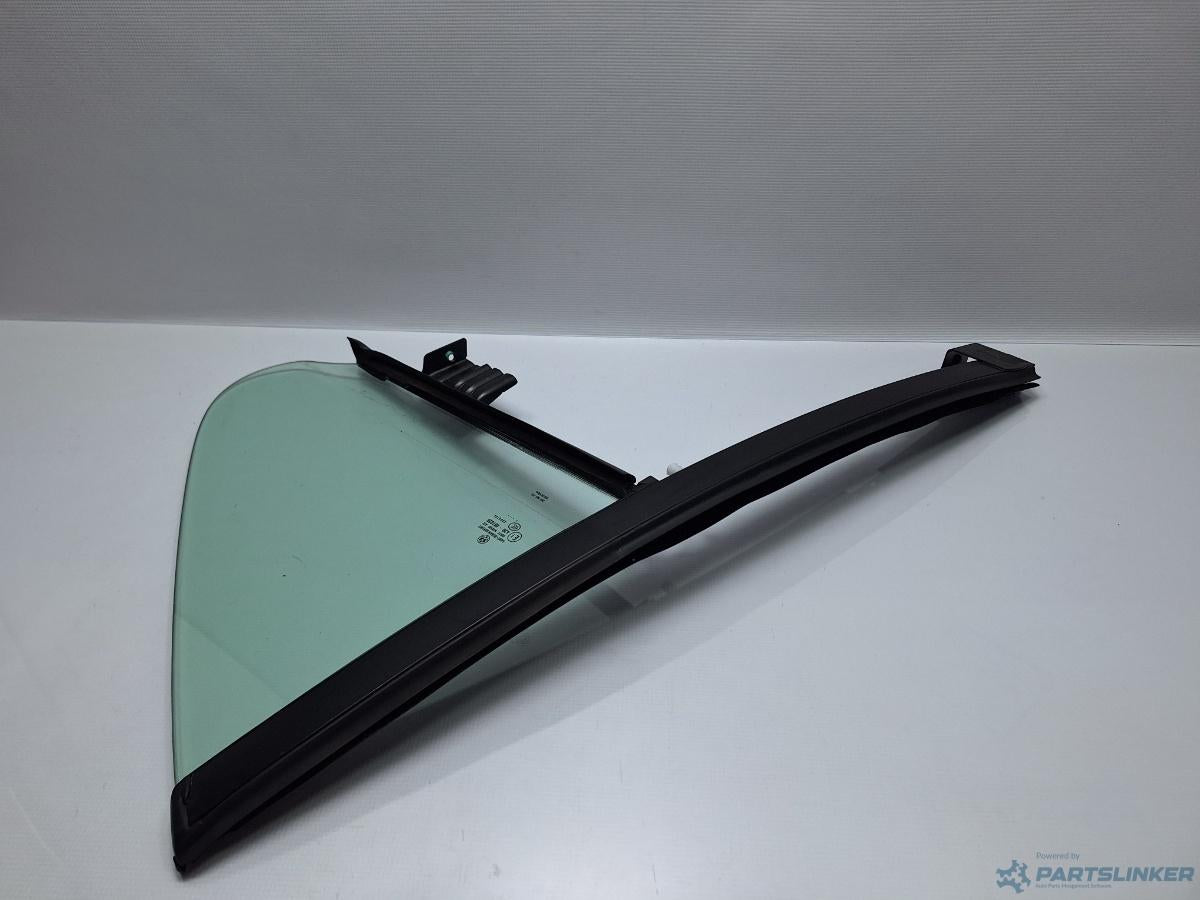 Geam fix lateral usa stanga spate VOLKSWAGEN PASSAT CC (357) [ 2008 - 2012 ] TDI (CBAB, CFFB) 103KW|140HP OEM 3C8845215