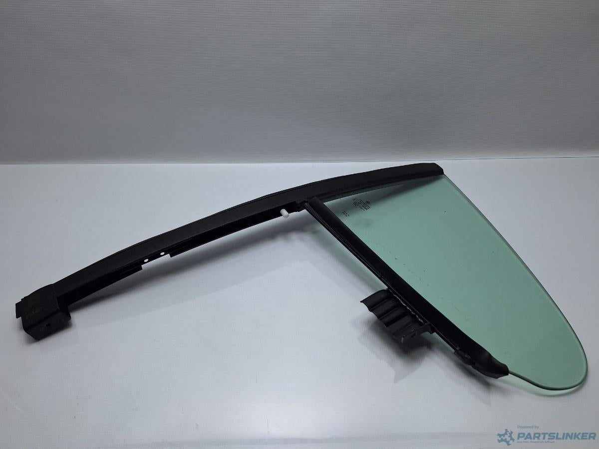 Geam fix lateral usa stanga spate VOLKSWAGEN PASSAT CC (357) [ 2008 - 2012 ] TDI (CBAB, CFFB) 103KW|140HP OEM 3C8845215