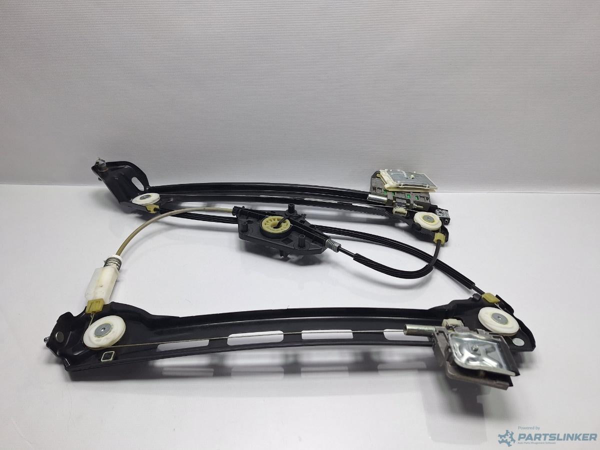 Macara geam stanga spate VOLKSWAGEN PASSAT CC (357) [ 2008 - 2012 ] TDI (CBAB, CFFB) 103KW|140HP OEM 3C8839461K