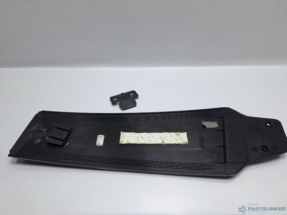 Ornament stalp stanga VOLKSWAGEN PASSAT CC (357) [ 2008 - 2012 ] TDI (CBAB, CFFB) 103KW|140HP OEM 3C8853317B