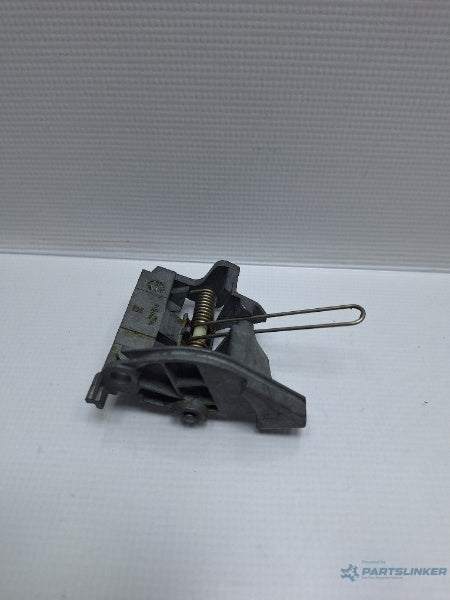 Prindere sufa maner exterior usa dreapta VOLKSWAGEN PASSAT CC (357) [ 2008 - 2012 ] TDI (CBAB, CFFB) 103KW|140HP 3C0837886J , 3C8839886