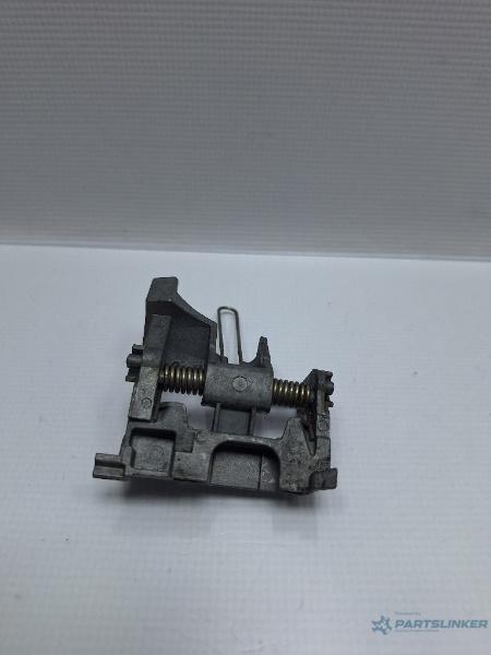 Prindere sufa maner exterior usa dreapta VOLKSWAGEN PASSAT CC (357) [ 2008 - 2012 ] TDI (CBAB, CFFB) 103KW|140HP OEM 3C0837886J , 3C8839886