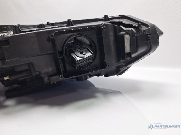 Far led stanga VOLKSWAGEN PASSAT Variant (3G5) [ 2014 - > ] TDI (CRLB, DBGA, DFGA) 110KW|150HP 3G1941035C