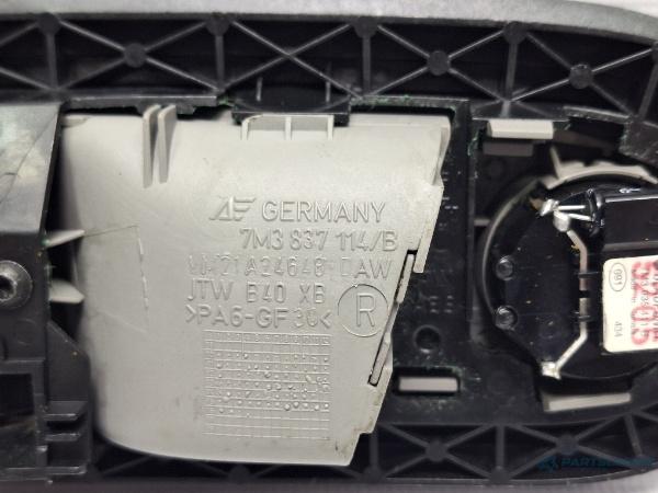 Maner usa dreapta fata SEAT ALHAMBRA (7V8, 7V9) [ 1996 - 2010 ] TDI (AUY, BVK) 85KW|115HP OEM 7M3837114B