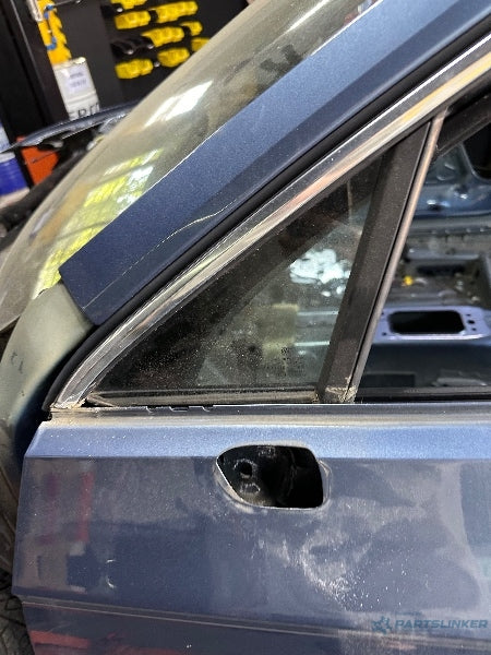 Geam fix stanga fata VOLKSWAGEN PASSAT B8  [ 2014 - > ]  43R-011025