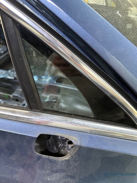 Geam fix dreapta fata VOLKSWAGEN PASSAT Variant (3G5) [ 2014 - > ] 43R-011025