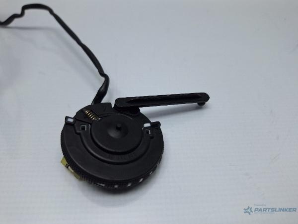 Rotita cu lumina reglaj gura ventilatie stanga VOLKSWAGEN PASSAT CC (357) [ 2008 - 2012 ] TDI (CBAB, CFFB) 103KW|140HP OEM 3AC819701A