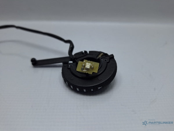 Rotita cu lumina reglaj gura ventilatie stanga VOLKSWAGEN PASSAT CC (357) [ 2008 - 2012 ] TDI (CBAB, CFFB) 103KW|140HP 3AC819701A