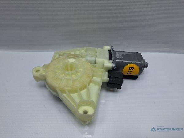 Motoras macara geam dreapta spate VOLKSWAGEN PASSAT Variant (3G5) [ 2014 - > ] TDI (CRLB, DBGA, DFGA) 110KW|150HP OEM 5Q4959802D