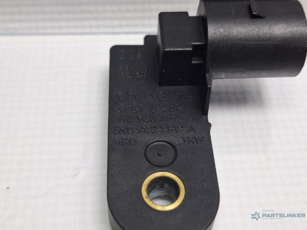 Senzor stop frana VOLKSWAGEN PASSAT Variant (3G5) [ 2014 - > ] TDI (CRLB, DBGA, DFGA) 110KW|150HP 1K0945459A