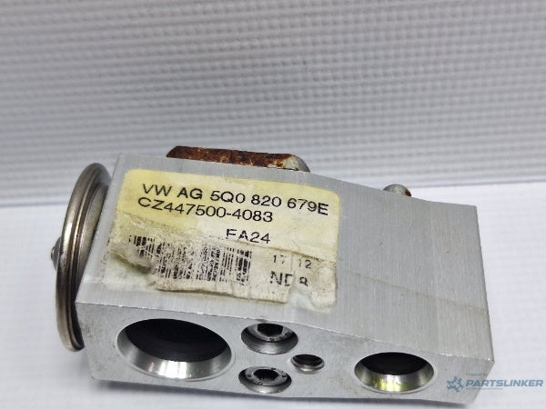 Supapa expansiune clima VOLKSWAGEN PASSAT Variant (3G5) [ 2014 - > ] TDI (CRLB, DBGA, DFGA) 110KW|150HP 5Q0820679E