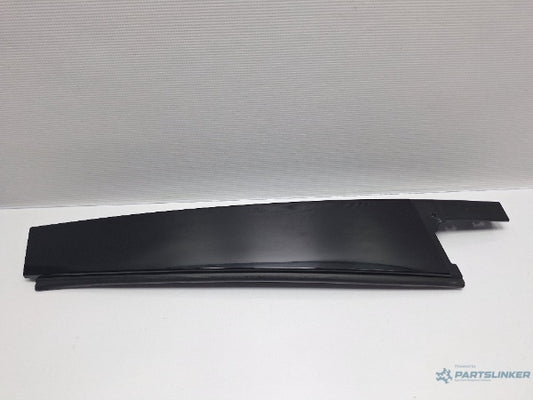 Ornament usa stanga spate VOLKSWAGEN PASSAT Variant (3G5) [ 2014 - > ] TDI (CRLB, DBGA, DFGA) 110KW|150HP 3G0839901N