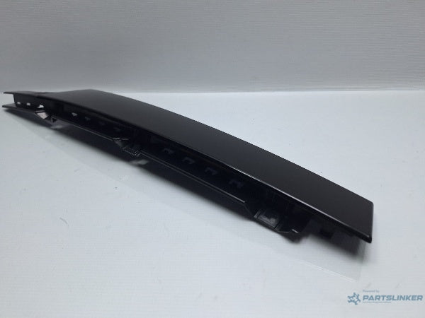 Ornament usa stanga spate VOLKSWAGEN PASSAT Variant (3G5) [ 2014 - > ] TDI (CRLB, DBGA, DFGA) 110KW|150HP 3G0839901N