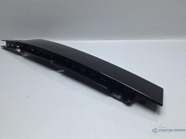 Ornament usa stanga spate VOLKSWAGEN PASSAT Variant (3G5) [ 2014 - > ] TDI (CRLB, DBGA, DFGA) 110KW|150HP OEM 3G0839901N