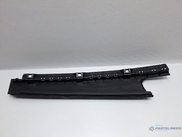 Ornament usa dreapta spate VOLKSWAGEN PASSAT Variant (3G5) [ 2014 - > ] TDI (CRLB, DBGA, DFGA) 110KW|150HP 3G0839902N