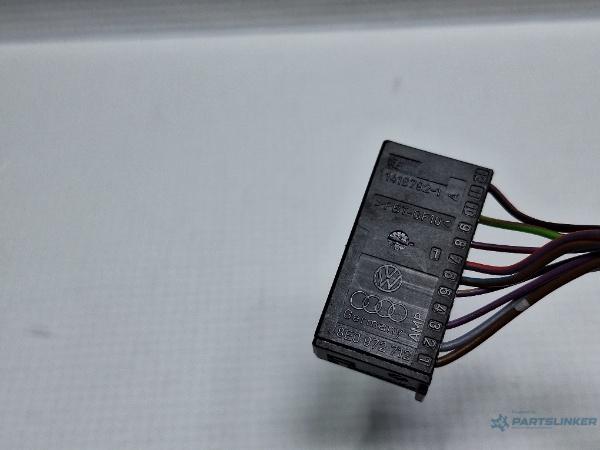 Mufa conector 12 pini VOLKSWAGEN PASSAT Variant (3G5) [ 2014 - > ] TDI (CRLB, DBGA, DFGA) 110KW|150HP OEM 8E0972712