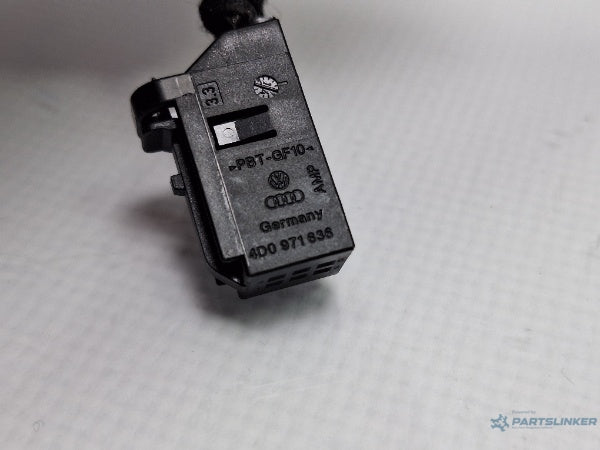 Mufa conector 6 pini VOLKSWAGEN PASSAT Variant (3G5) [ 2014 - > ] TDI (CRLB, DBGA, DFGA) 110KW|150HP 4D0971636