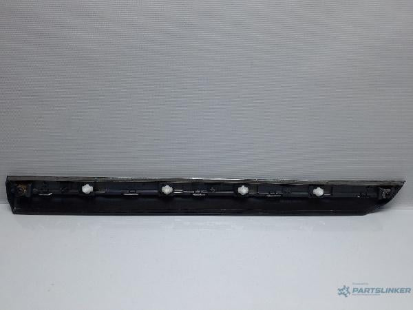 Bandou inferior usa dreapta spate VOLKSWAGEN PASSAT Variant (3G5) [ 2014 - > ] TDI (CRLB, DBGA, DFGA) 110KW|150HP OEM 3G0854950A