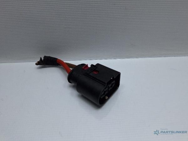 Mufa conector caseta de directie VOLKSWAGEN PASSAT Variant (3G5) [ 2014 - > ] TDI (CRLB, DBGA, DFGA) 110KW|150HP OEM 5Q0971955