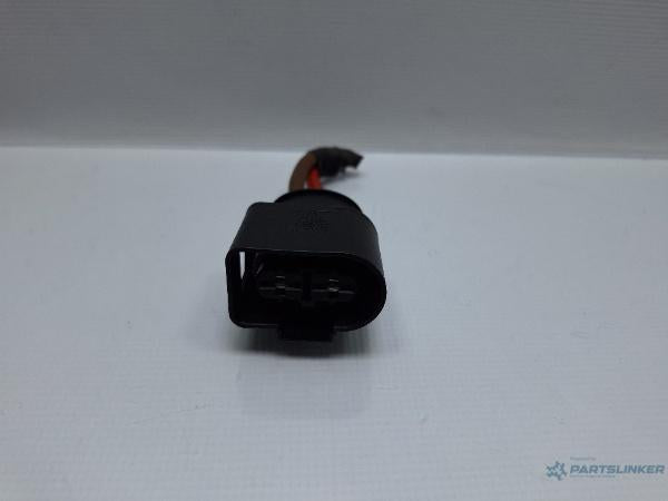 Mufa conector caseta de directie VOLKSWAGEN PASSAT Variant (3G5) [ 2014 - > ] TDI (CRLB, DBGA, DFGA) 110KW|150HP OEM 5Q0971955