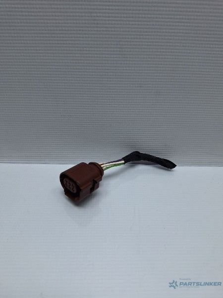 Mufa conector 6 pini VOLKSWAGEN PASSAT Variant (3G5) [ 2014 - > ] TDI (CRLB, DBGA, DFGA) 110KW|150HP 4H0973713A