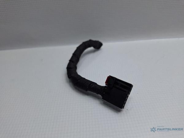 Mufa conector 6 pini VOLKSWAGEN PASSAT Variant (3G5) [ 2014 - > ] TDI (CRLB, DBGA, DFGA) 110KW|150HP OEM 3G0972704