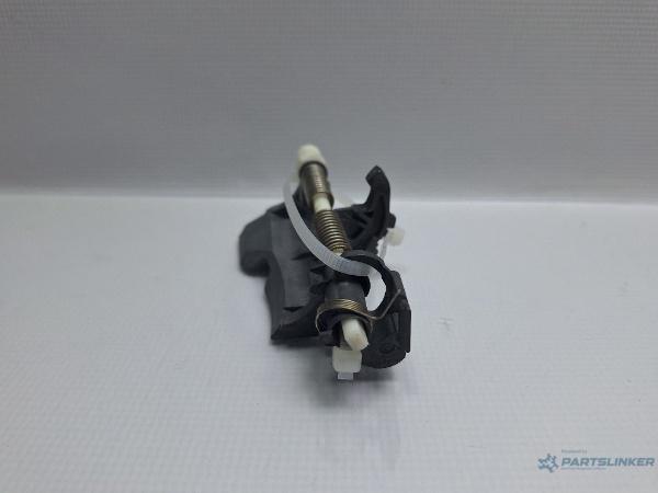 Suport sufa maner usa dreapta VOLKSWAGEN PASSAT Variant (3G5) [ 2014 - > ] TDI (CRLB, DBGA, DFGA) 110KW|150HP OEM 518837812L