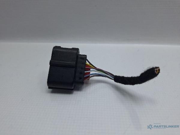 Mufa conector 6 pini VOLKSWAGEN PASSAT Variant (3G5) [ 2014 - > ] TDI (CRLB, DBGA, DFGA) 110KW|150HP OEM 8K0973706
