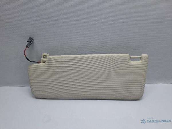 Parasoalar dreapta VOLKSWAGEN PASSAT Variant (3G5) [ 2014 - > ] TDI (CRLB, DBGA, DFGA) 110KW|150HP OEM 3G0857552H