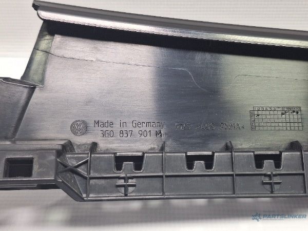 Ornament usa stanga fata VOLKSWAGEN PASSAT Variant (3G5) [ 2014 - > ] TDI (CRLB, DBGA, DFGA) 110KW|150HP 3G0837901M