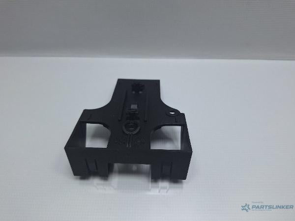 Suport modul keyless VOLKSWAGEN PASSAT Variant (3G5) [ 2014 - > ] TDI (CRLB, DBGA, DFGA) 110KW|150HP OEM 5Q1971303C