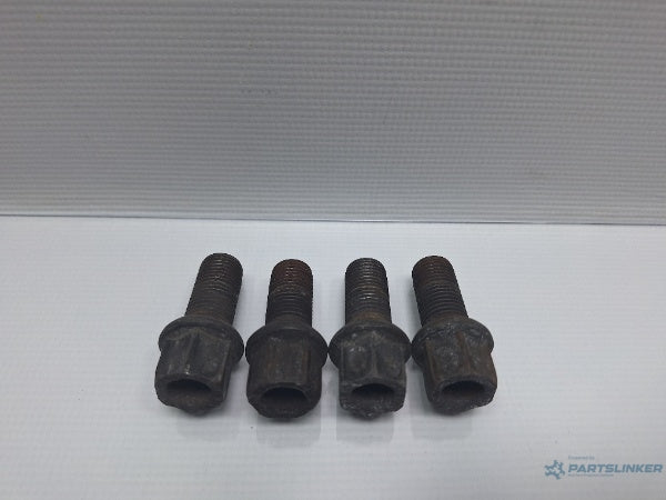 Prezoane cu capace roata VOLKSWAGEN PASSAT Variant (3G5) [ 2014 - > ] TDI (CRLB, DBGA, DFGA) 110KW|150HP WHT001812 , 1K0601173