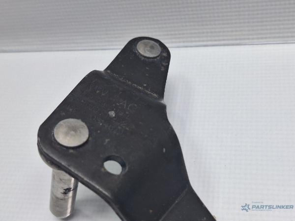 Levier timonerie VOLKSWAGEN GOLF IV (1J1) [ 1997 - 2007 ] 16V (AHW, AKQ, APE, AXP, BCA) 55KW|75HP OEM 1J0711202P